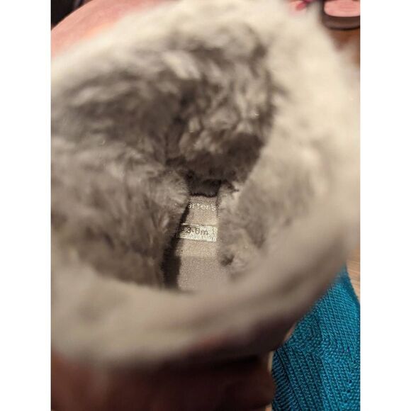 Carter's soft fur lined baby booties 3-6m - Picture 5 of 5